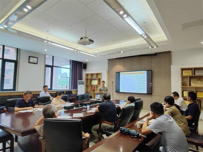 学院800举行2021年校级教改项目结题验收会.jpg